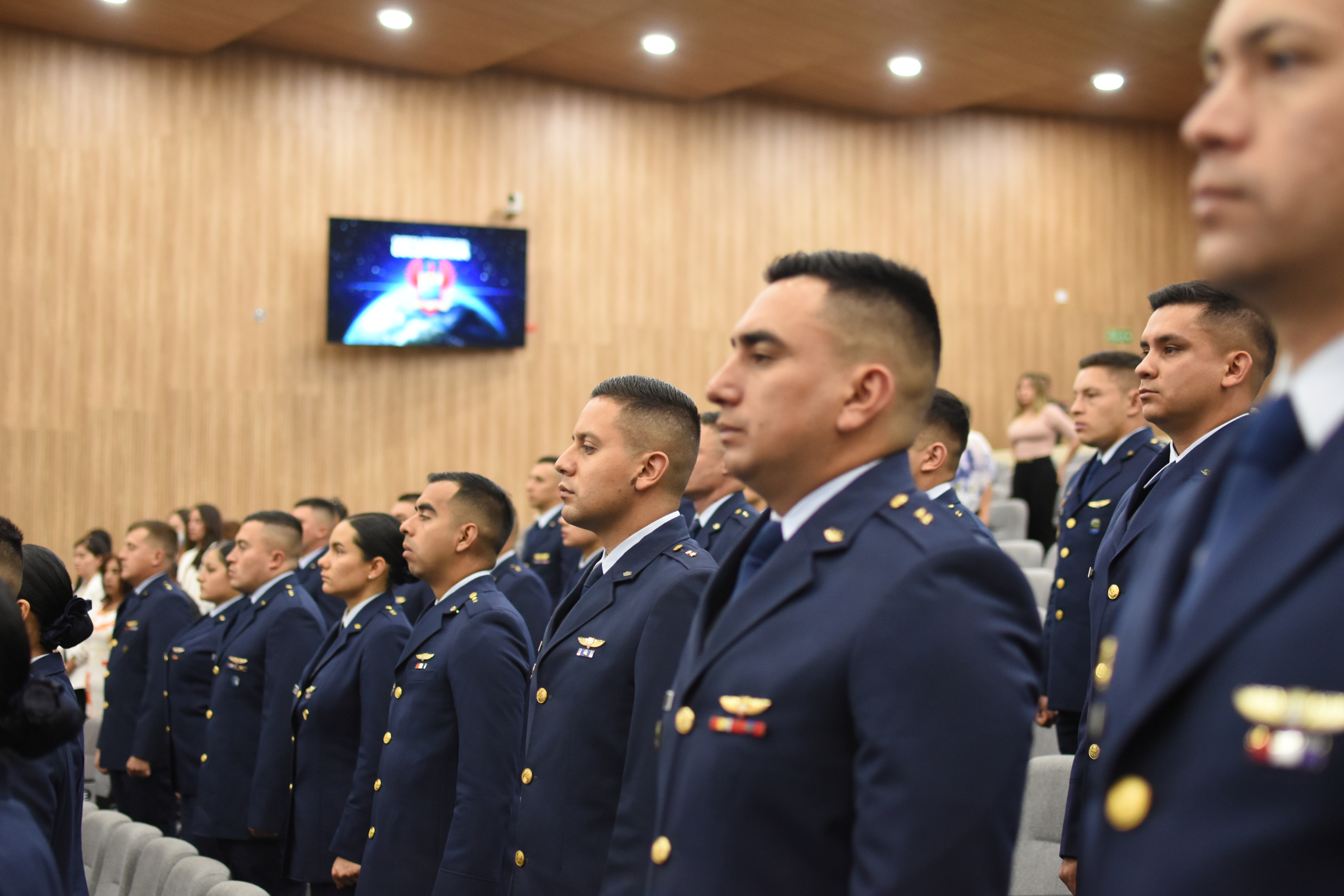 49 tenientes culminaron el Curso Básico de Capacitación para  ascenso a capitán