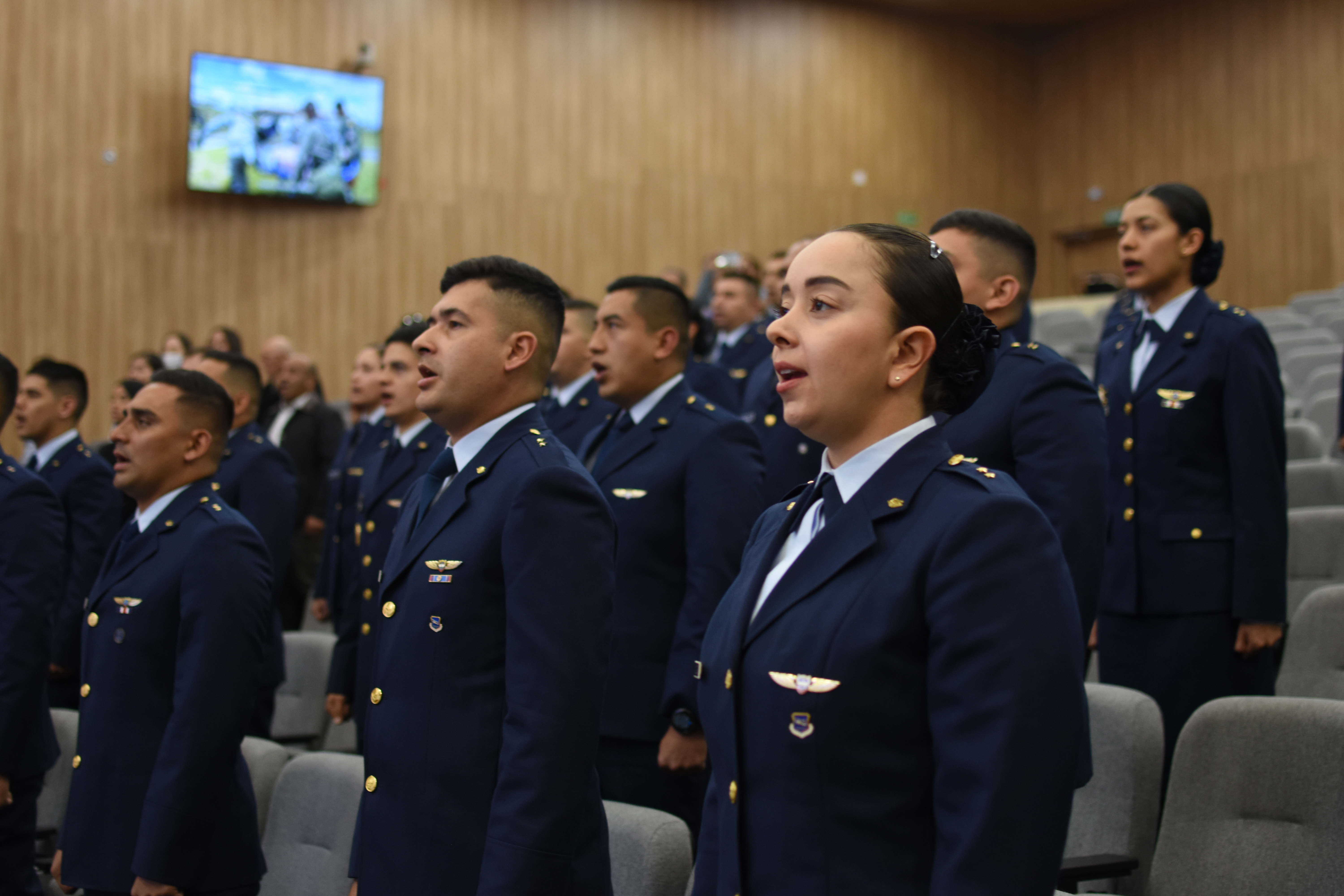 49 tenientes culminaron el Curso Básico de Capacitación para  ascenso a capitán