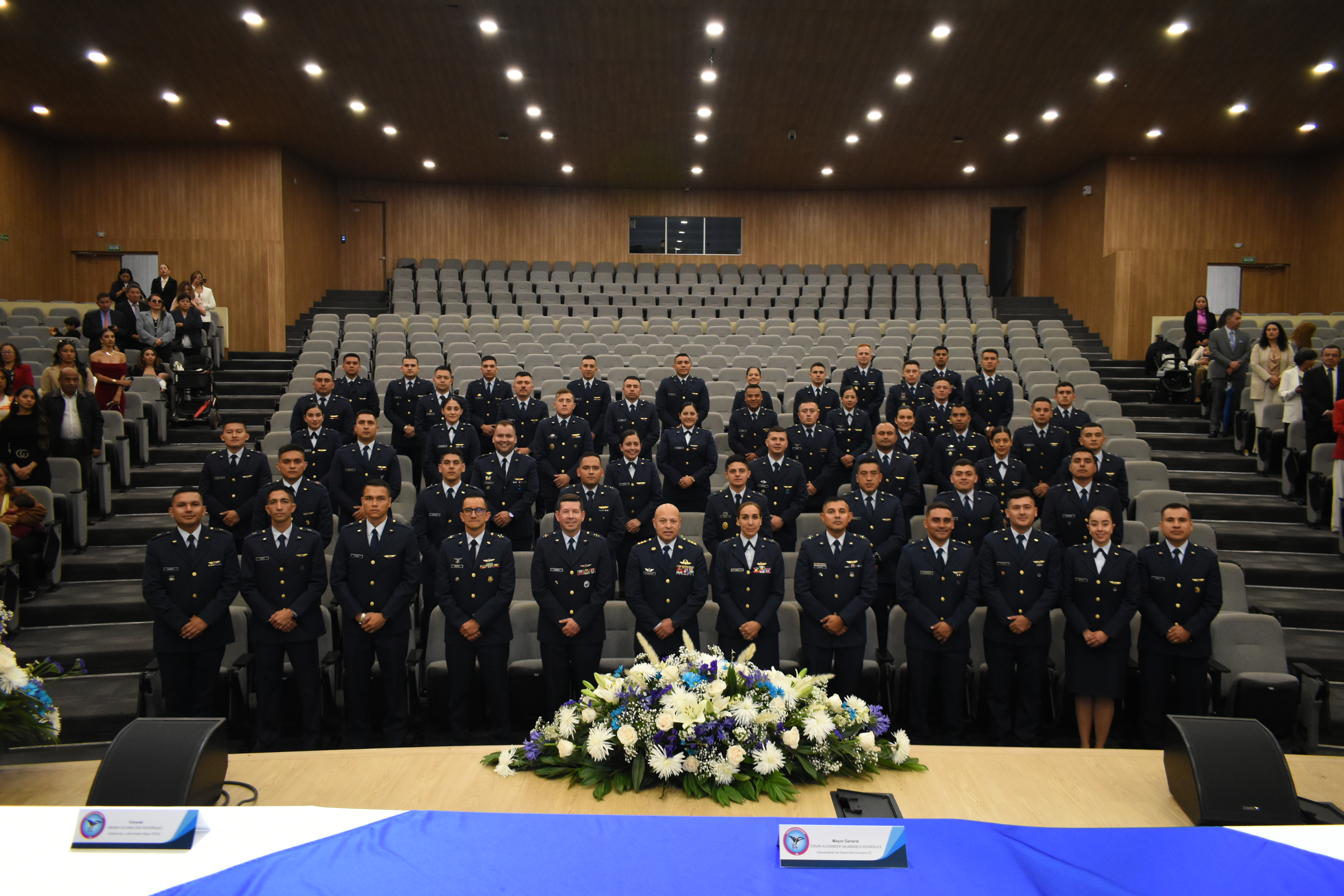49 tenientes culminaron el Curso Básico de Capacitación para  ascenso a capitán