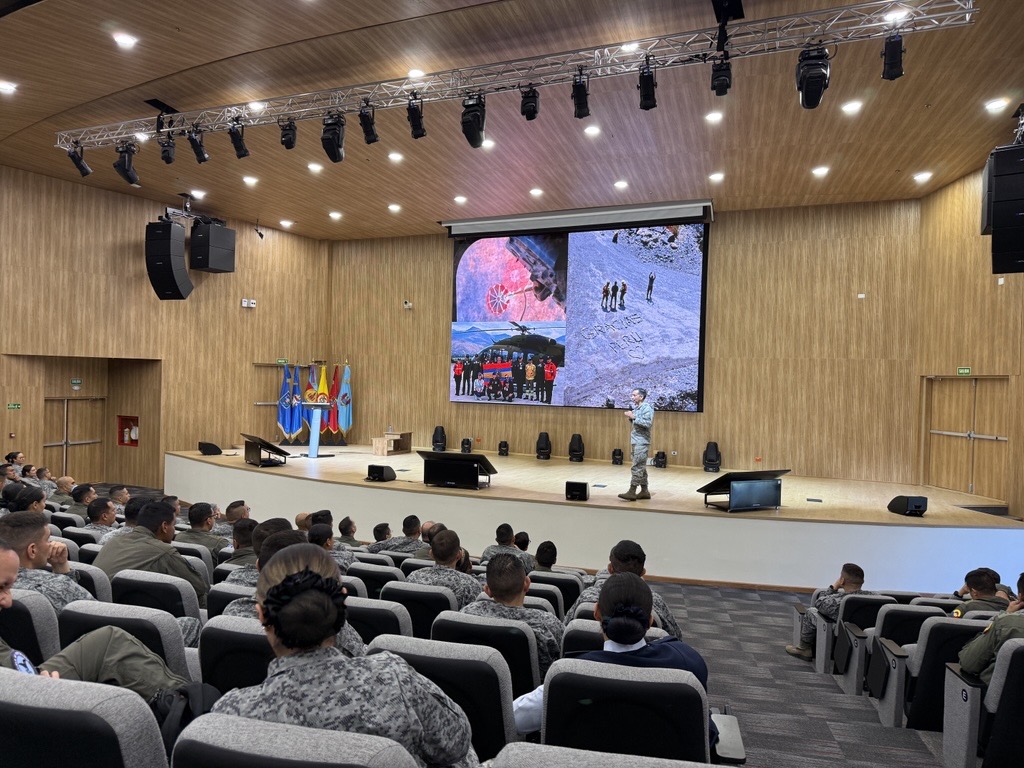 Cooperación aérea regional: misión y alcances del SICOFAA expuestas en la EPFAC