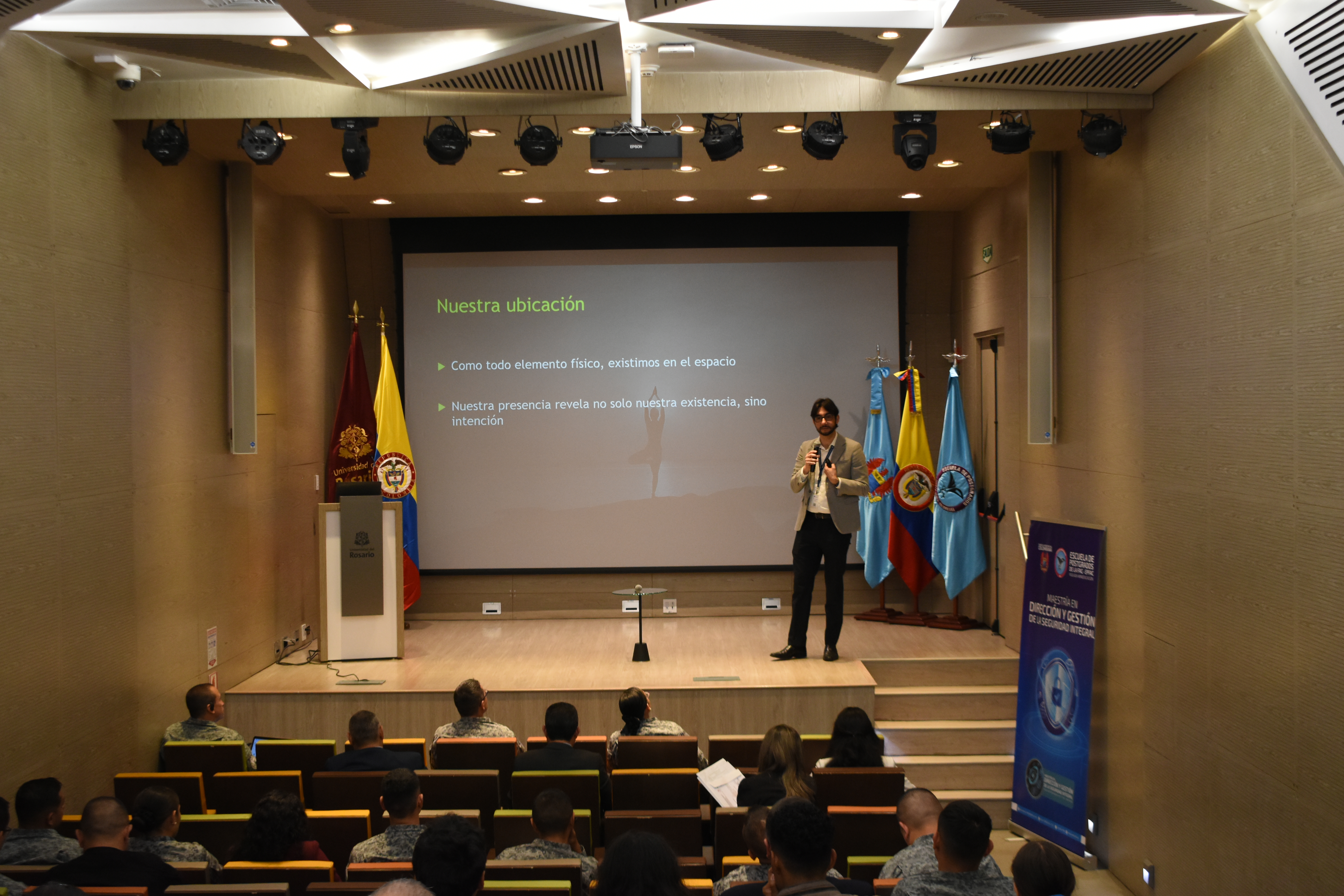 Inteligencia artificial y defensa, eje de seminario internacional