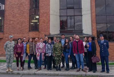 Estudiantes del Diplomado en Doctrina de Operaciones Militares recibieron visita de la Señora MG. María Paulina Leguizamón Zárate