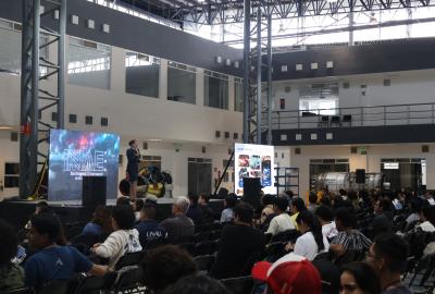 Excelencia académica de la FAC fue proyectada en el INNAE 2025