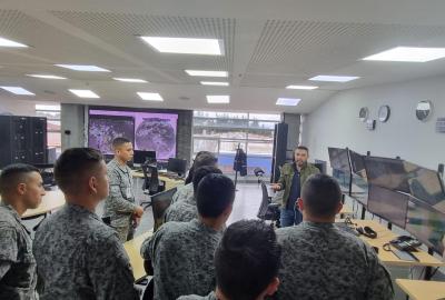 Visita al IDEAM fue realizada por estudiantes del Curso en Seguridad Operacional