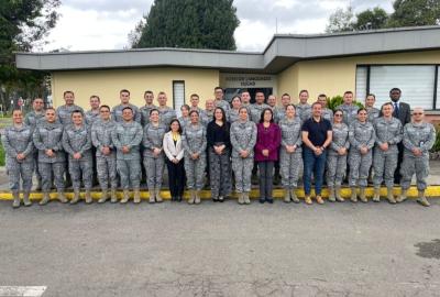 Fortalecidas competencias lingüísticas en el personal militar de la Fuerza Aeroespacial Colombiana