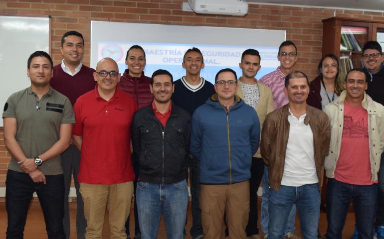 Maestría en Seguridad Operacional recibió docentes de la Aeronáutica Civil