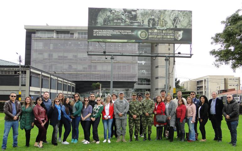 Diplomado en Doctrina de Operaciones Militares de la EPFAC realizó  visita académica al Cantón Militar Caldas 
