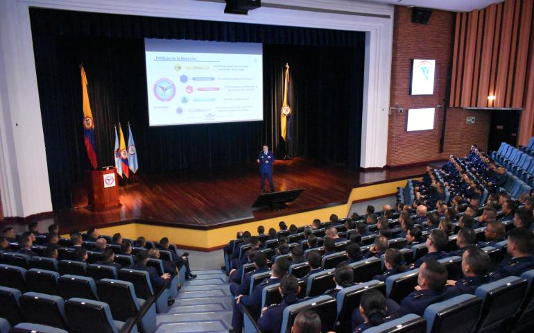 Oficiales inician su curso de ascenso en la EPFAC este 2025