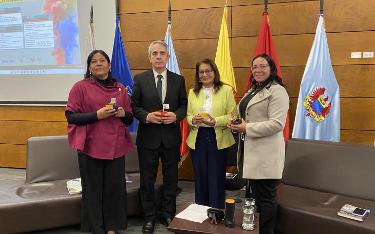 Compromiso institucional: generación de conocimiento en la Feria del Libro de Veteranos