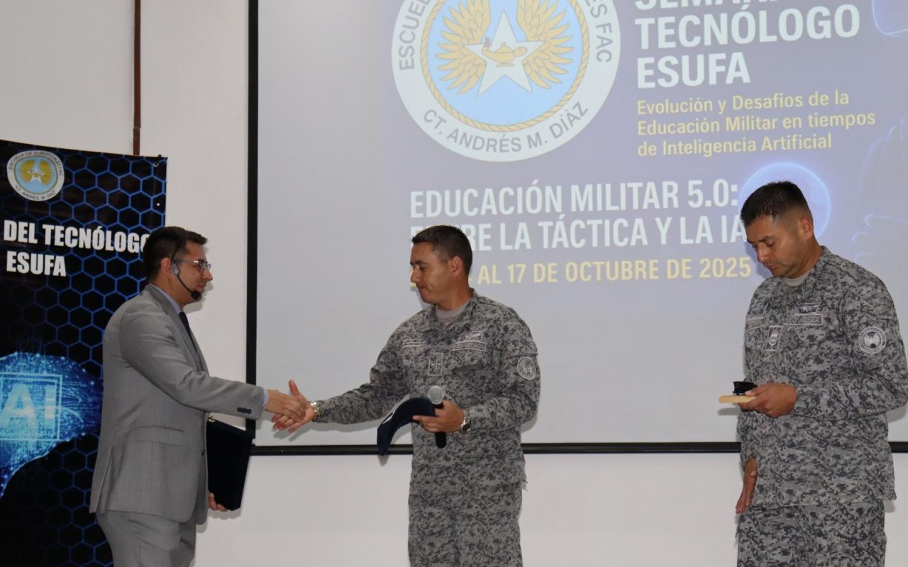 Semana del Tecnólogo: Innovación y formación técnica al servicio  de la Fuerza Aeroespacial