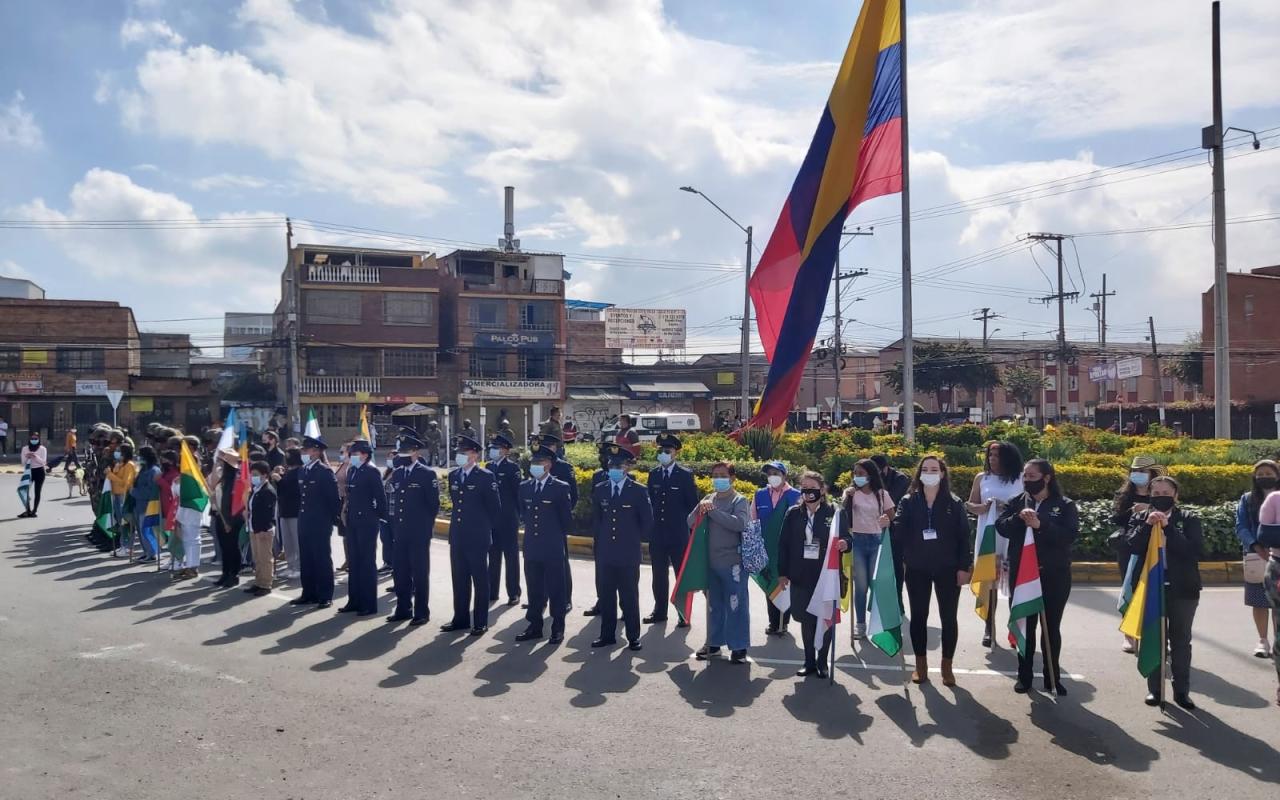 Su Fuerza Aérea conmemora el Día Nacional de la Memoria y Solidaridad con las Víctimas en la Sabana de Occidente