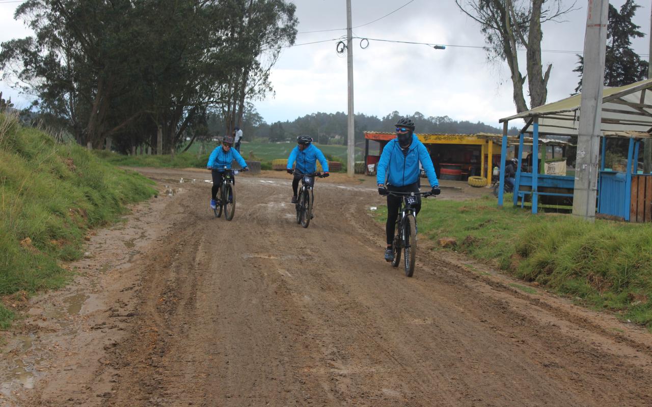 Amantes del ciclomontañismo se dieron cita en la segunda versión de la Travesía MTB “Ruta de la Sabana” realizada por la ESUFA