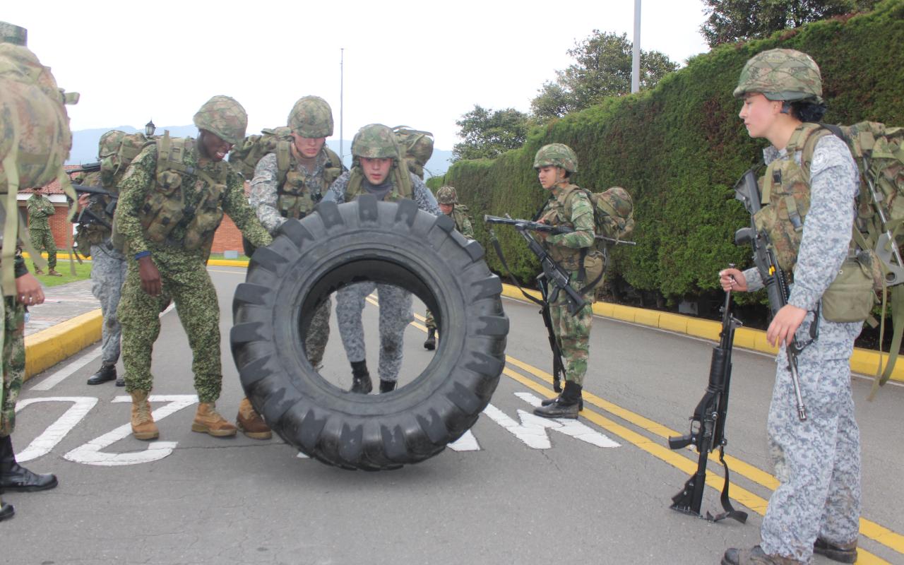 Plan Púrpura: espacio para fortalecer capacidades de las Fuerzas Militares de Colombia