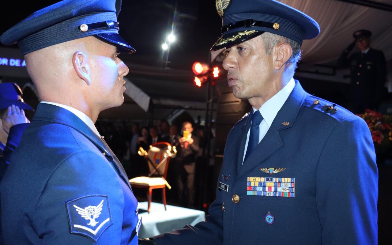 98 nuevos Suboficiales inician su camino en la Fuerza Aeroespacial Colombiana 