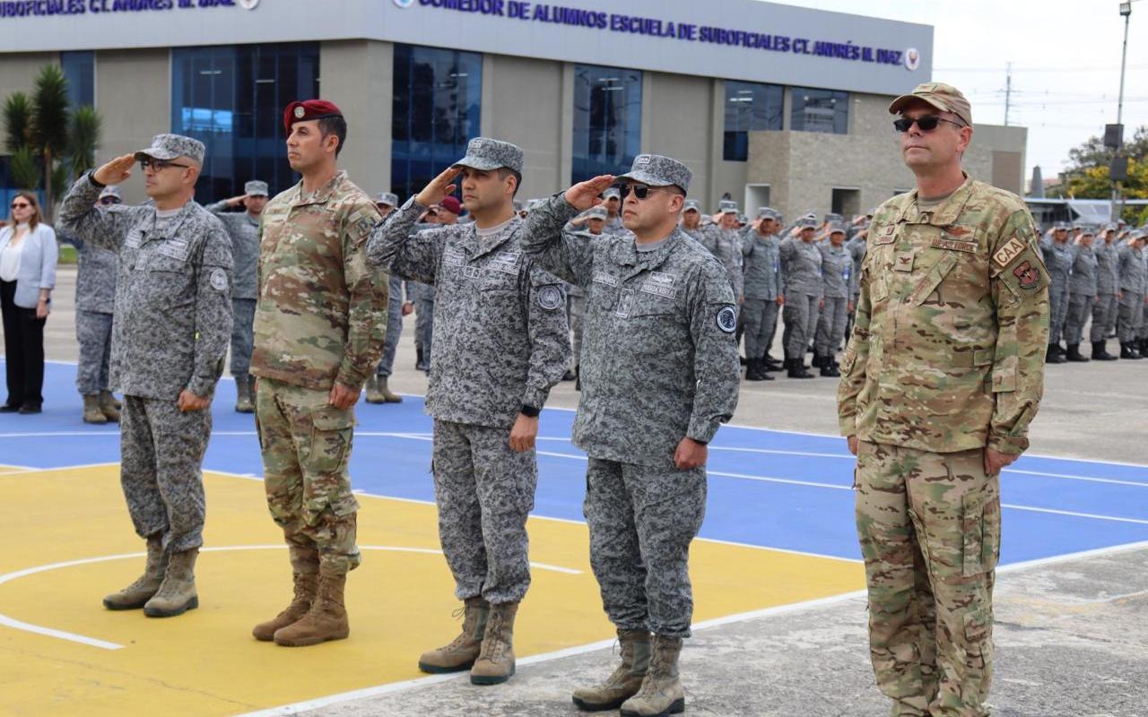 Alma máter de la Suboficialidad recibió a la Inter-American Air Forces Academy 