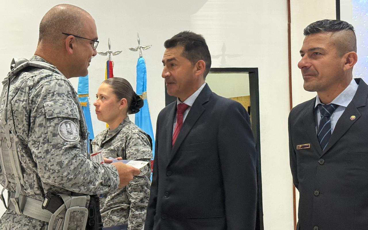 Homenaje a los reservistas de primera clase por su legado y servicio a Colombia