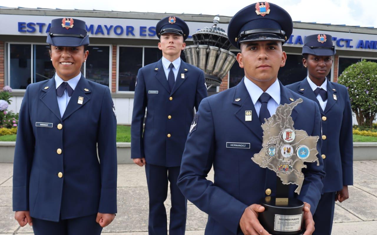 Futuros Suboficiales se destacan en competencia deportiva interinstitucional