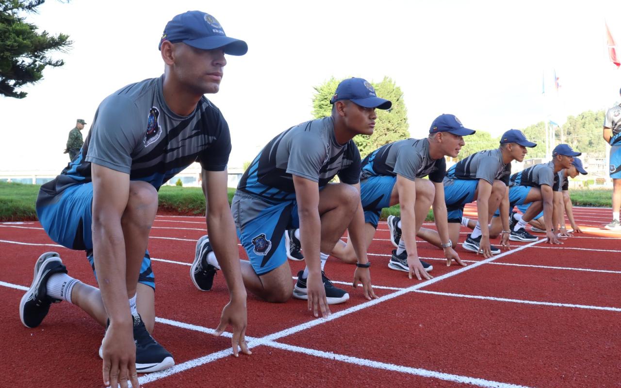 ESUFA inaugura moderna pista de atletismo para fortalecer la formación y el bienestar del personal ESUFA inaugura moderna pista de atletismo para fortalecer la formación y el bienestar del personal