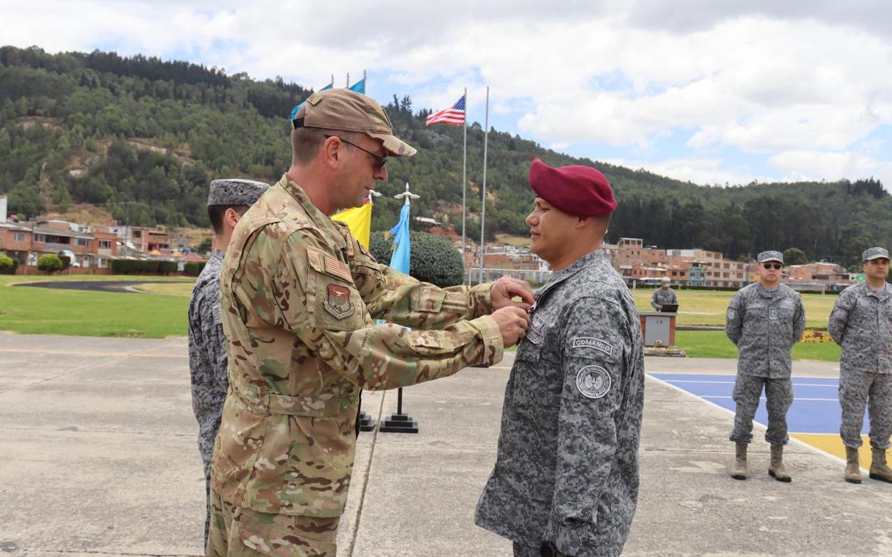 Alma máter de la Suboficialidad recibió a la Inter-American Air Forces Academy 