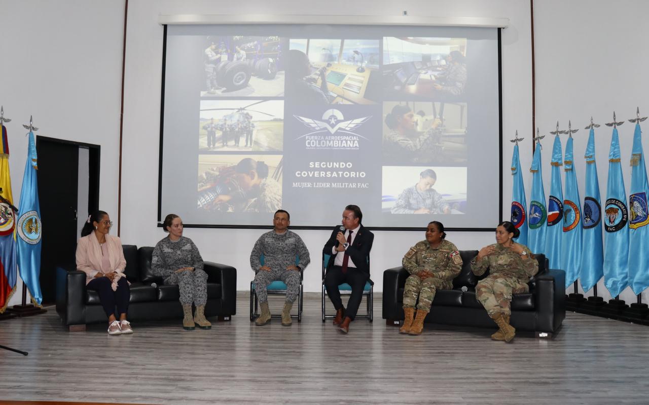 Mujer Militar: pilar de liderazgo y transformación en las Fuerzas Armadas
