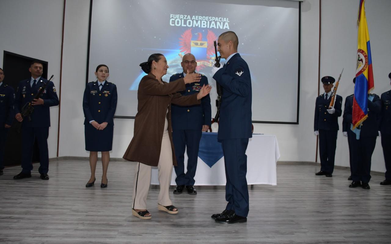 Futuros Suboficiales del Cuerpo Administrativo realizaron Juramento de Bandera