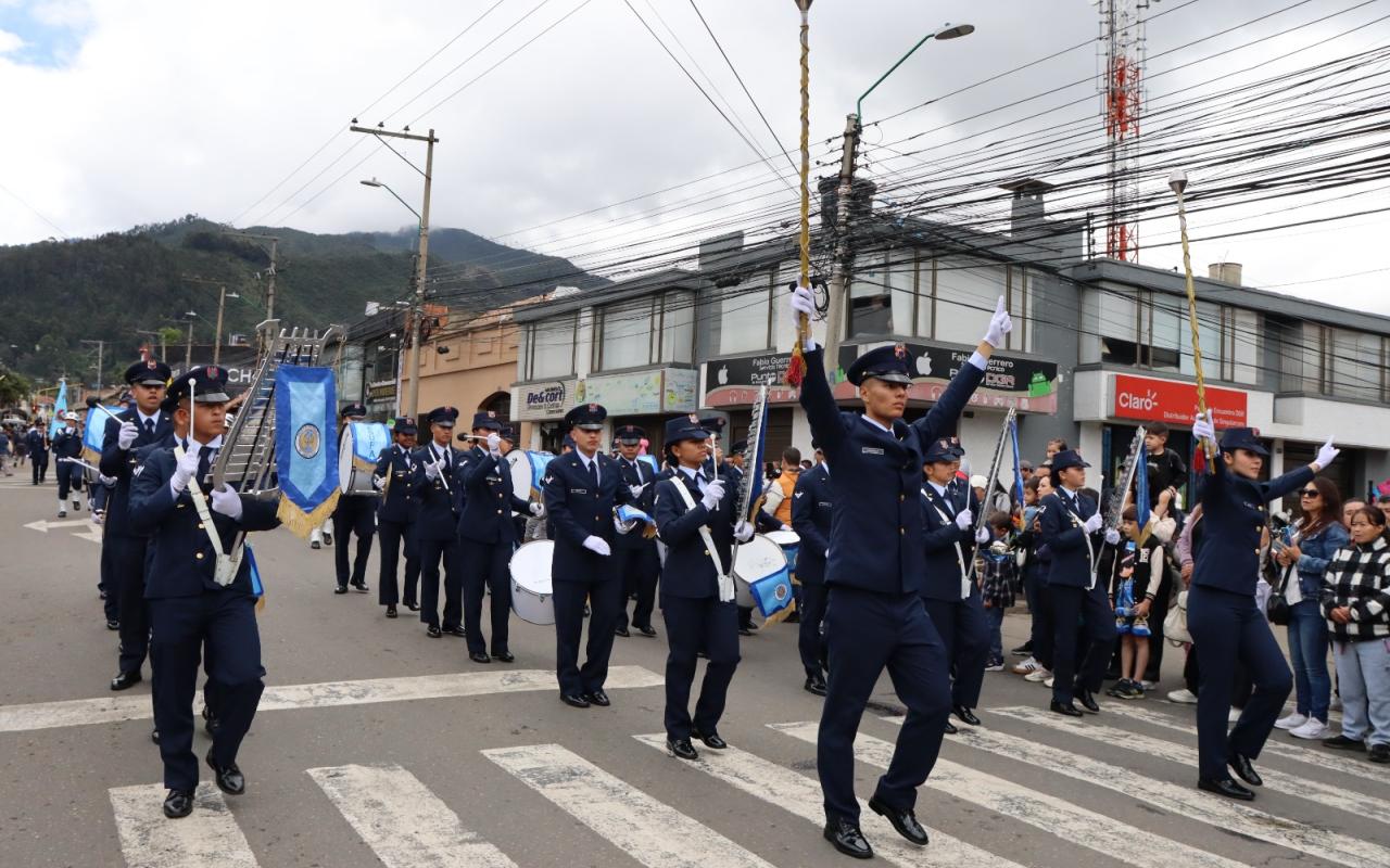 Fuerza Aeroespacial Colombiana conmemoró 209 años de los Mártires de Zipaquirá