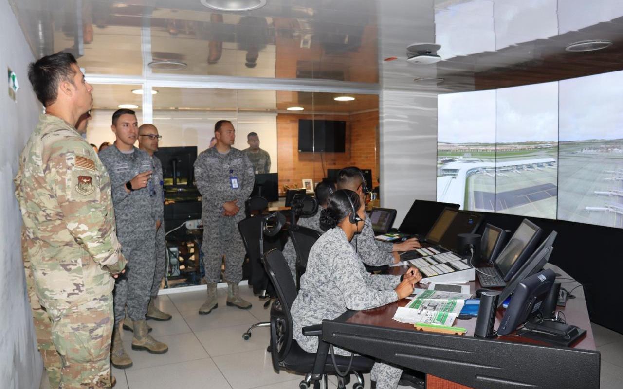 Alma máter de la Suboficialidad recibió a la Inter-American Air Forces Academy 