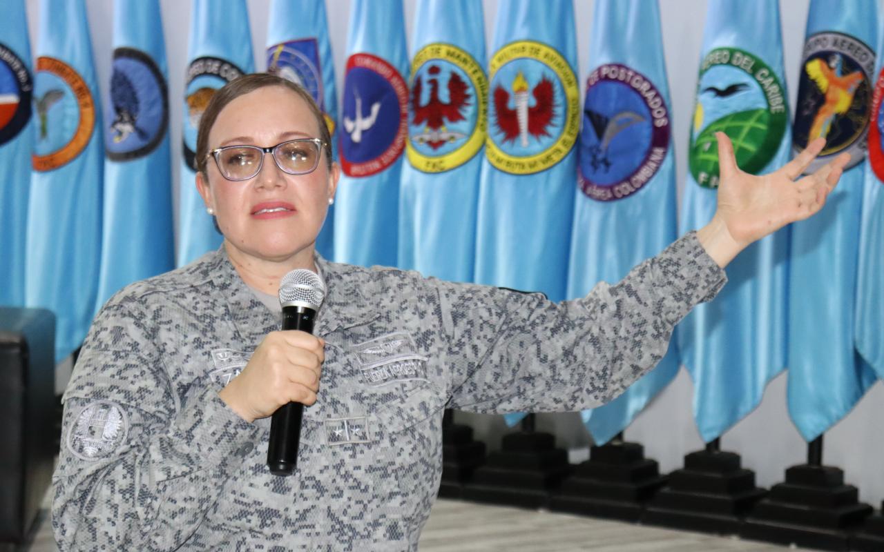 Mujer Militar: pilar de liderazgo y transformación en las Fuerzas Armadas