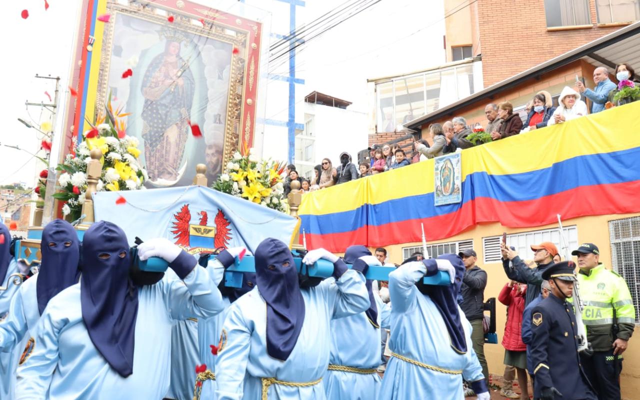 Ante miles de Feligreses la FAC rinde homenaje a la Virgen del Topo