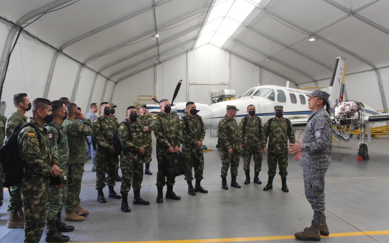 Visita geoestratégica del programa integral de Suboficiales de Alta Jerarquía a la Escuela de Suboficiales “CT Andrés M Díaz”