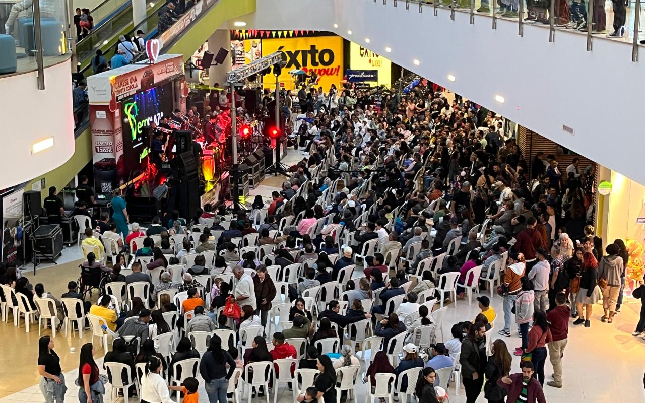 Orquesta K-Fir de la Fuerza Aeroespacial compartió talento musical en Mosquera