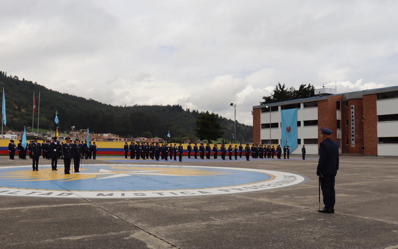 Nuevo Director de Escuela de Suboficiales FAC asume el liderazgo