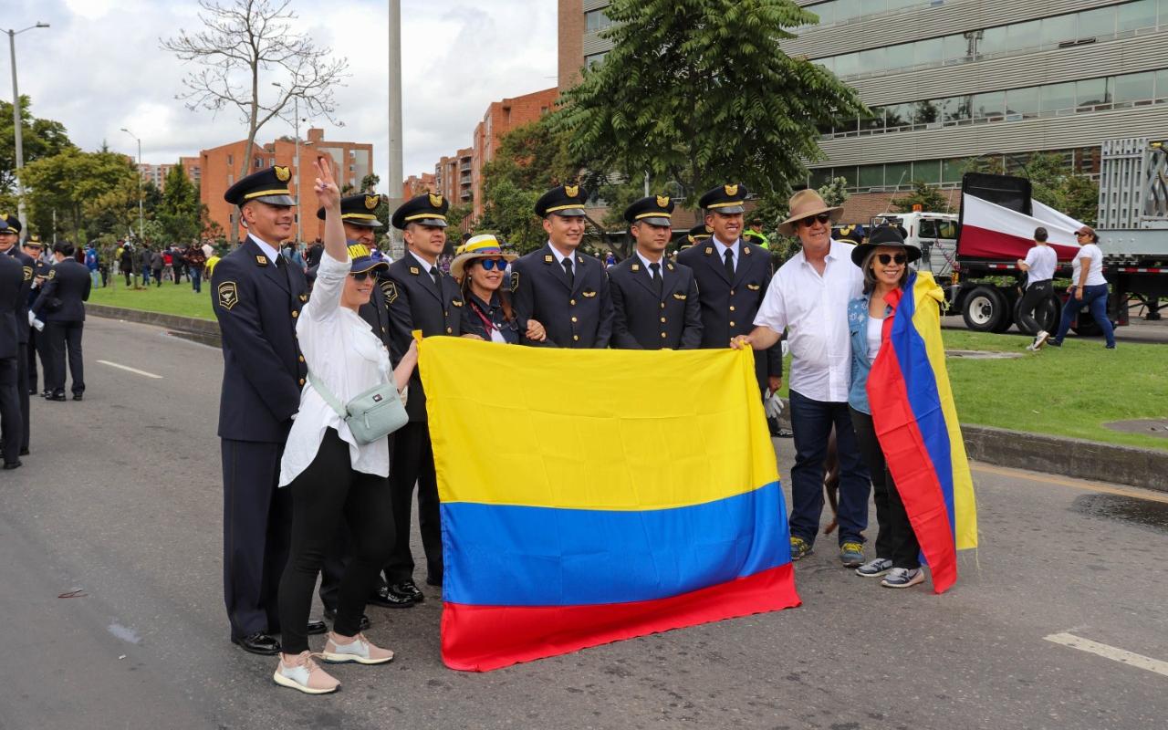 Así fue la participación de la ESUFA en el desfile militar y policial del 20 julio