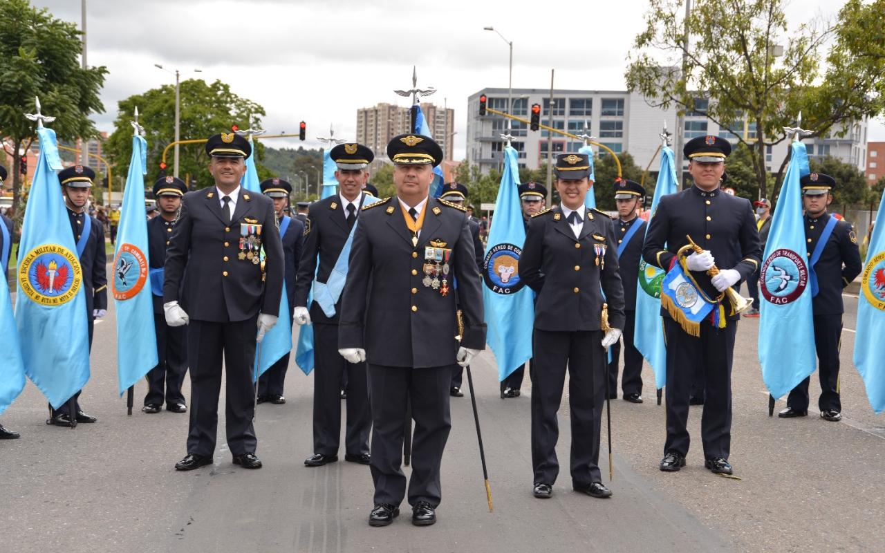 Así fue la participación de la ESUFA en el desfile militar y policial del 20 julio