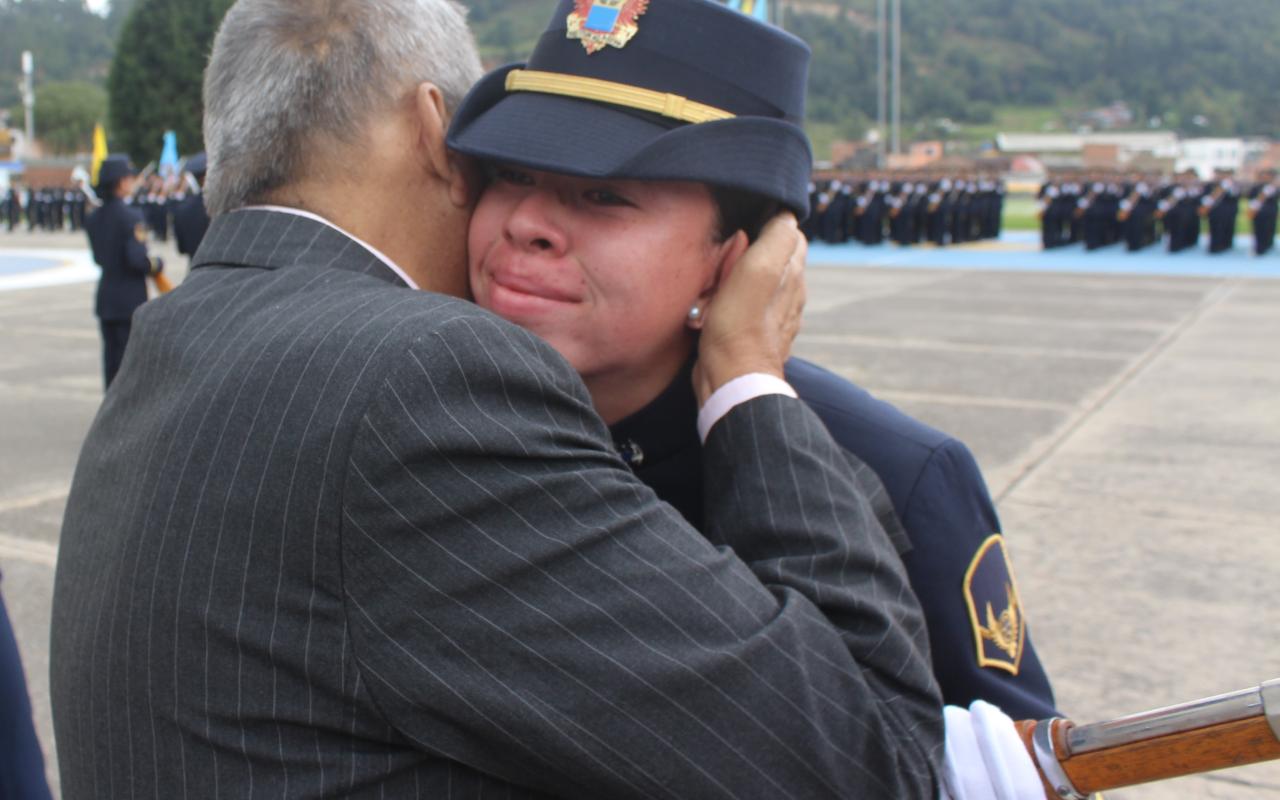 Con el unísono ¡Sí juro! los Alumnos de la Escuela “CT. Andrés M. Díaz” sellaron su compromiso con Colombia