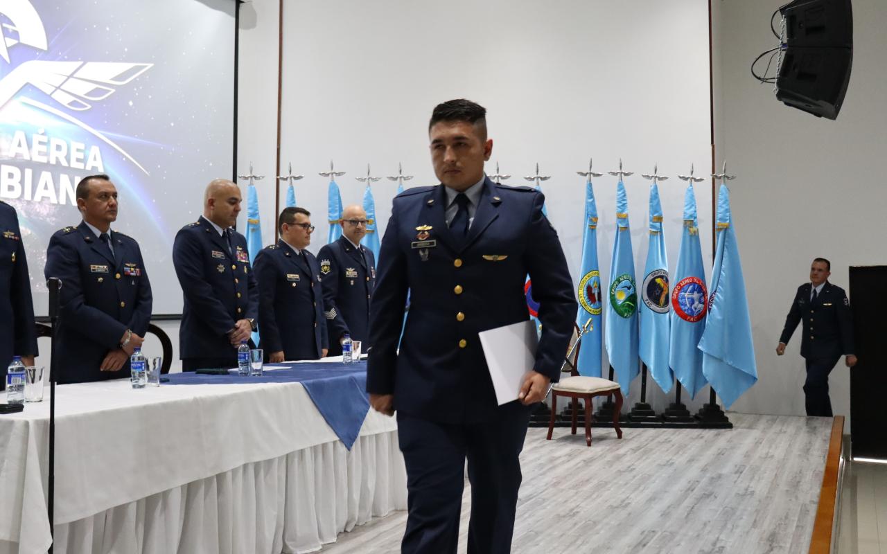 Personal militar de Colombia y Perú culminan con éxito el curso de Instructor Académico