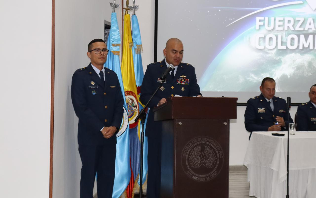 Personal militar de Colombia y Perú culminan con éxito el curso de Instructor Académico