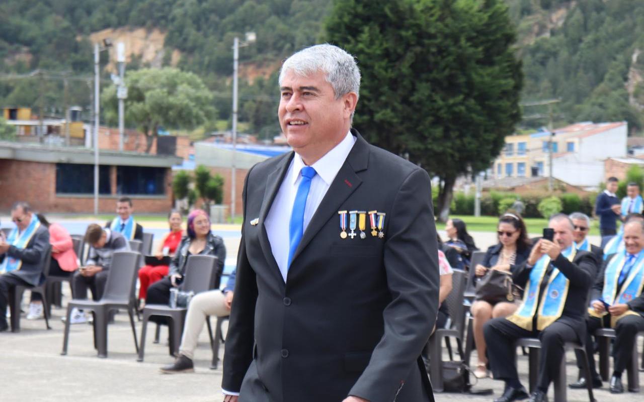 Orgullo y honor del curso 27 de Infantería de Aviación tras cumplir 40 años al servicio de los colombianos