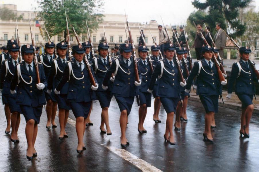 #TBT Las primeras mujeres Suboficiales que ingresaron a la Fuerza Aérea 