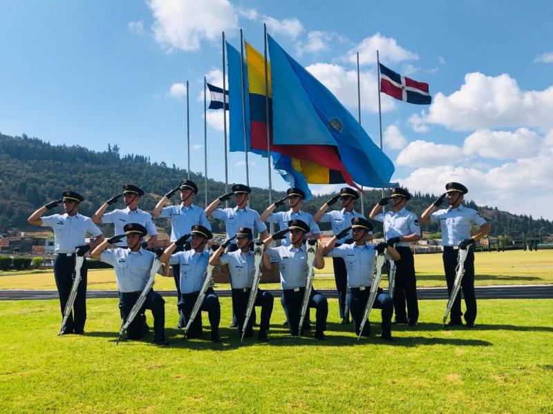 Jóvenes Técnicos y Tecnólogos podrán hacer parte de la Fuerza Aérea Colombiana 