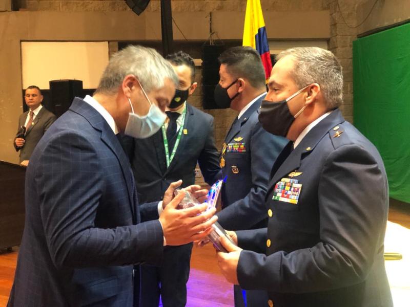 Alcaldía de Mosquera rinde homenaje a las Fuerzas Militares 