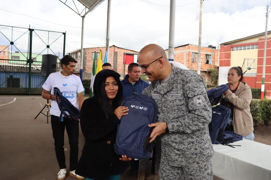 Institución educativa de El Rosal, Cundinamarca, es beneficiada con Plan Corazón Amigo