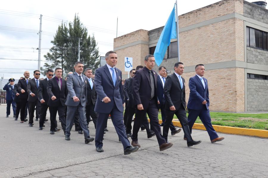 30 años de un sueño, hombres del curso 68 de Suboficiales celebran su aniversario