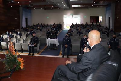 Experiencias en la trayectoria de la carrera militar, guía para la formación de los futuros Suboficiales FAC