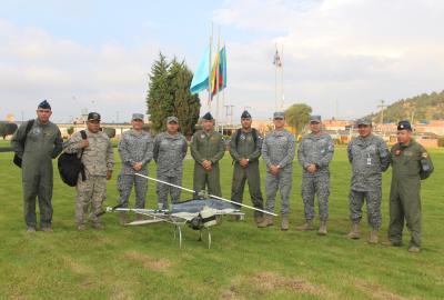 La Escuela de Suboficiales de su Fuerza Aérea recibió la visita geoestratégica del Servicio Nacional Aeronaval de la Panamá