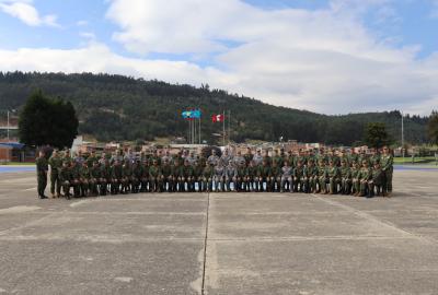 Suboficiales de Alta Jerarquía visitaron el alma máter de la suboficialidad FAC 