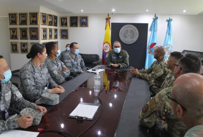 El Alma Mater de la Suboficialidad recibió la visita geoestratégica de la Inter-American Air Forces Academy (IAAFA)