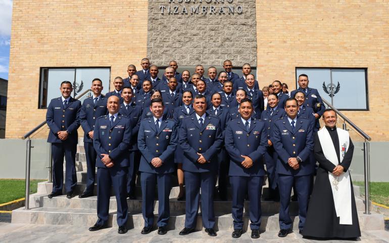 Militares realizan Diplomado de Observación del Tiempo para fortalecer la seguridad de  aeronaves y tripulaciones de la Institución