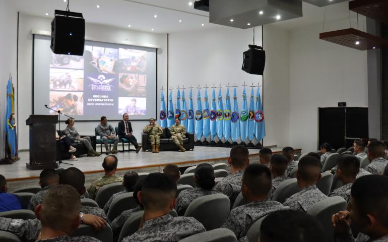 Mujer Militar: pilar de liderazgo y transformación en las Fuerzas Armadas