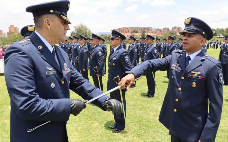 Orgullo militar, ascenso de Suboficiales de la Fuerza Aérea Colombiana